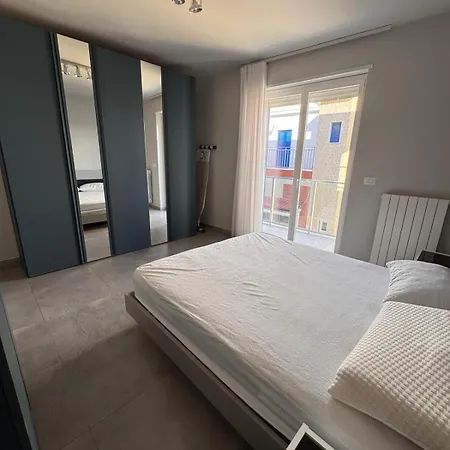 La Vela * Margherita Di Savoia